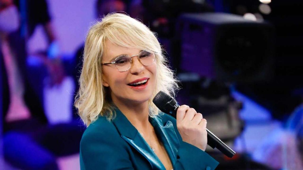 Quanto Guadagna Maria De Filippi Cifre Da Record Per La Conduttrice