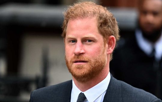 Il principe Harry è tornato a Londra per l'udienza finale