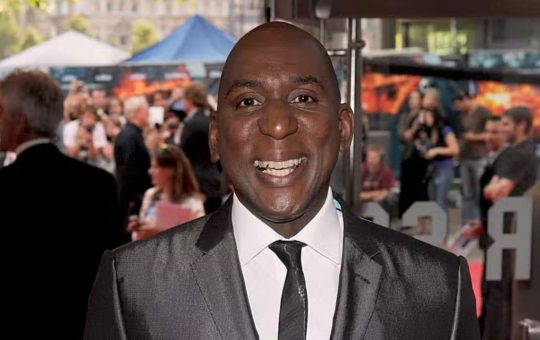 Colin McFarlane- Cancro-solocine.it